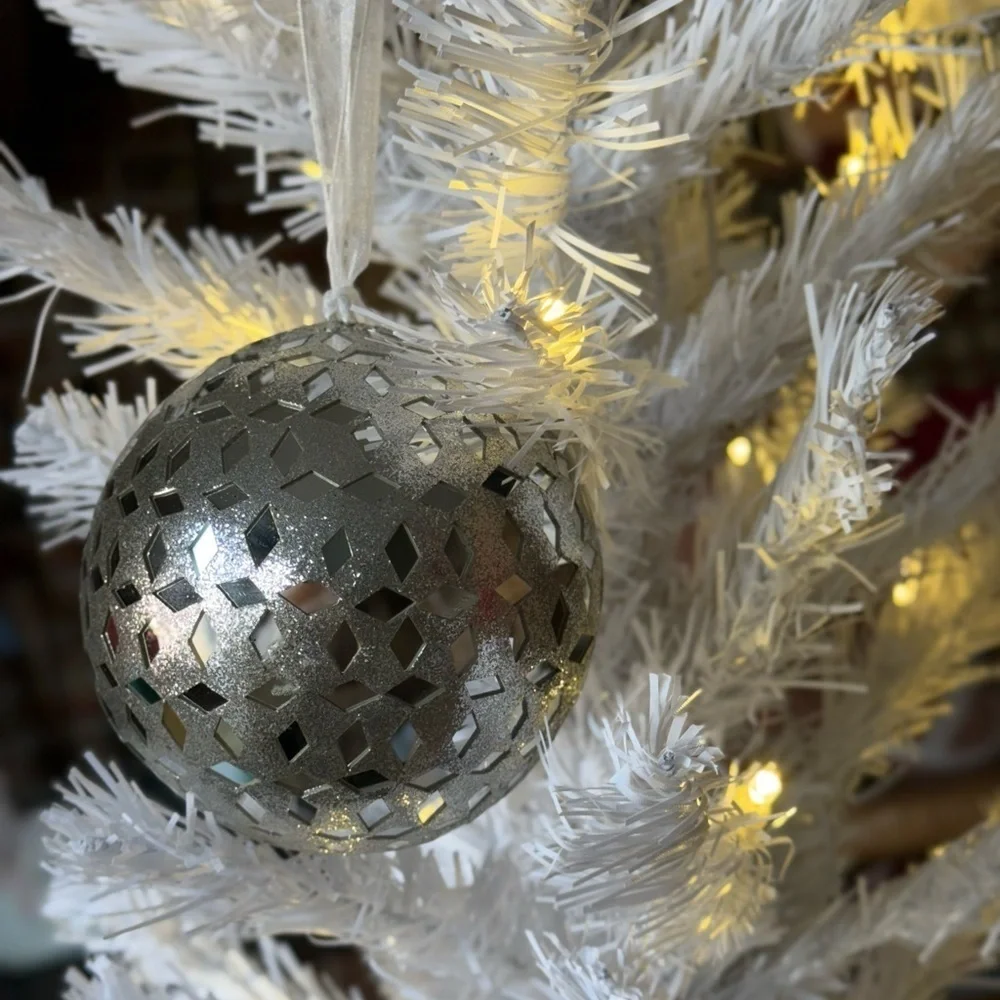 XL Vintage 1999 Silver Mosaic Holiday Heavy Ornament